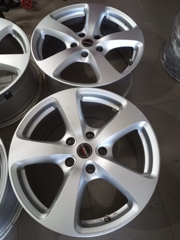 Felgi aluminiowe Borbet 8,5Jx19" 5x130