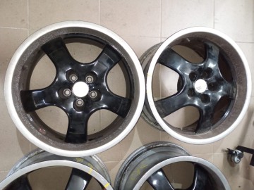 Felgi aluminiowe OZ Racing 8Jx17 5x100