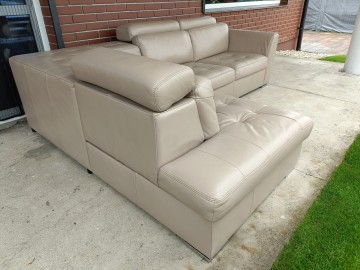 Sprzedam narożnik ze sk&oacute;ry