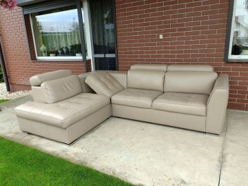 Sprzedam narożnik ze sk&oacute;ry