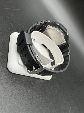 Zegarek Casio G-SHOCK 5611 GA-2100