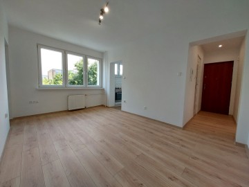 MIESZKANIE W CENTRUM - 2 pokoje, 33 m2, świeżo po remoncie