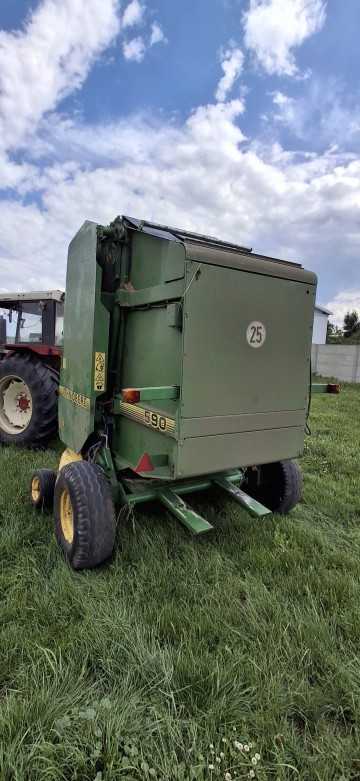 Prasa john deere 590