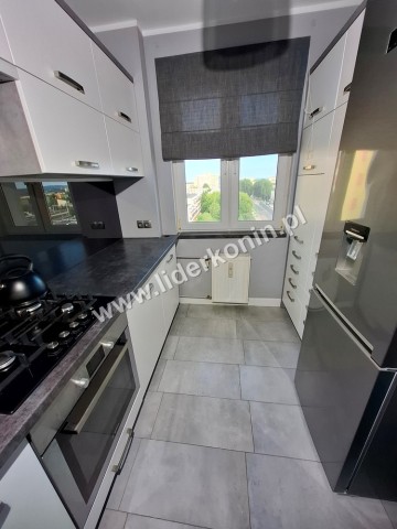 Sprzedam mieszkanie - 3 pokoje - balkon - Konin, os. Zatorze