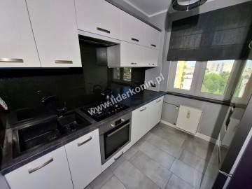 Sprzedam mieszkanie - 3 pokoje - balkon - Konin, os. Zatorze