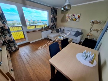 Sprzedam mieszkanie - 3 pokoje - balkon - Konin, os. Zatorze