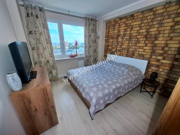 Sprzedam mieszkanie - 3 pokoje - balkon - Konin, os. Zatorze