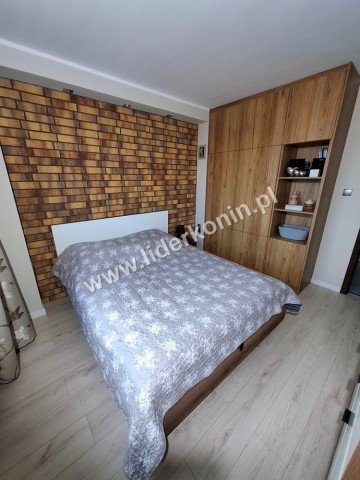 Sprzedam mieszkanie - 3 pokoje - balkon - Konin, os. Zatorze