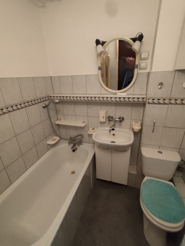 2 pokoje, 11 listopada, 38m, do remontu