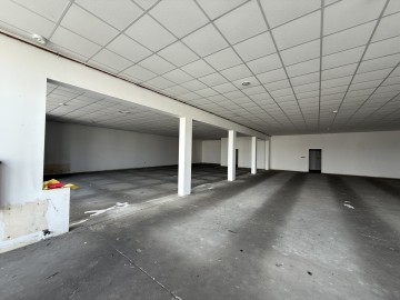 Lokal ok 530 m2 Witkowo