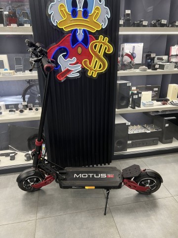 Hulajnoga elektryczna MOTUS Pro 10 Sport 65km Komplet + gwar