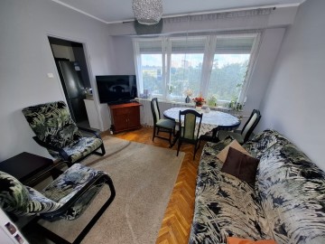 Na sprzedaż: 2-pokojowe mieszkanie na Os. V w Koninie