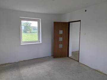 Sprzedam wiejski dom