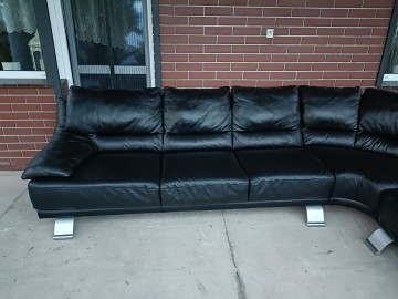 Sprzedam narożnik ze sk&oacute;ry