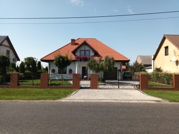 Dom jednorodzinny 150 m2 z działka 12 ar gotowy do zamieszka