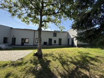 Do wynajęcia obiekt dwulokalowy o pow. 100m 2