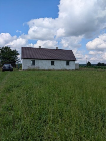 Sprzedam wiejski dom