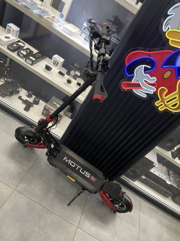 Hulajnoga elektryczna MOTUS Pro 10 Sport  gwarancja