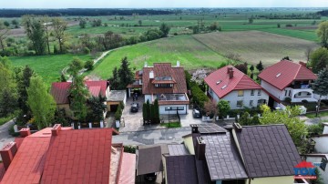 Mieszkanie 3-pokojowe + 2 m/ postojowe, Konin os. Chorzeń