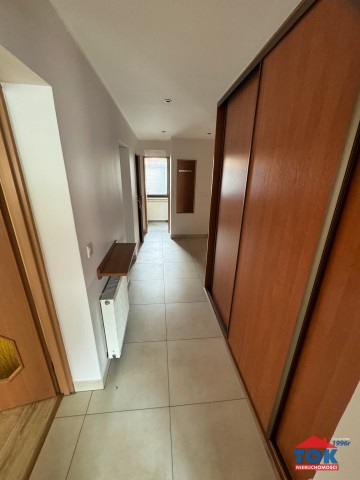 Mieszkanie 3-pokojowe + 2 m/ postojowe, Konin os. Chorzeń