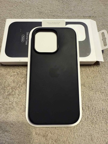 pokrowiec Magsafe i szklo Iphone 14 pro