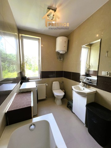 Na sprzedaż mieszkanie z garażem w Paprotni gm.Krzym&oacute;w