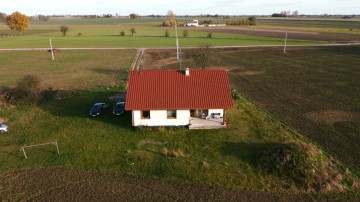 Naprusewo&ndash; Dom w sąsiedztwie jeziora i las&oacute;w