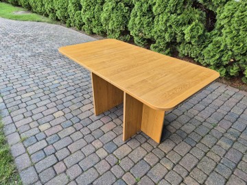 Sprzedam stół kuchenny