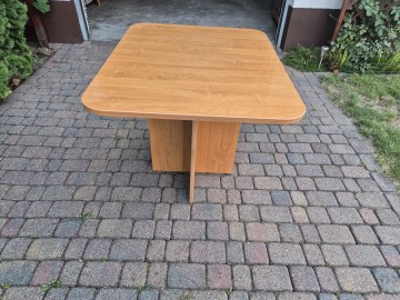 Sprzedam stół kuchenny