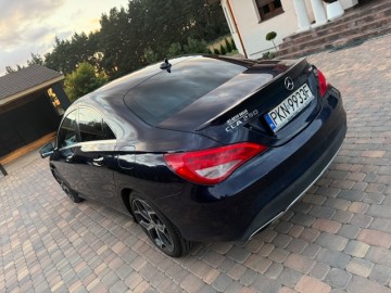 Mercedes-Benz CLA 4MATIC 2017 rok - Benzyna