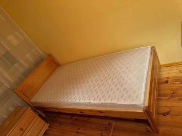 ŁÓŻKO SOSNOWE 209X107