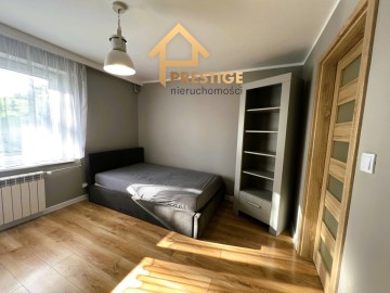 Dom na wsi w otoczeniu natury - Podg&oacute;r, gmina Kramsk