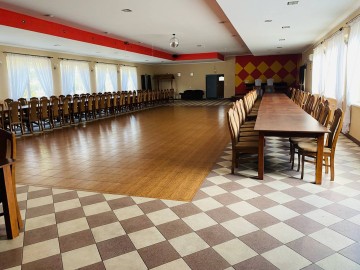 Sprzedam obiekt pod usługi - Międzylesie koło Turku