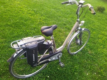 Rower elektryczny Giant Twist 36v 28 Alu Nexus