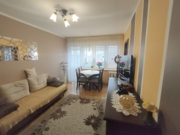 2 pokoje, 36 m, 4piętro z windą, centrum