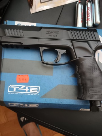 Broń bez zezwolenia