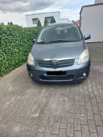 Sprzedam Toyota Corolla Verso 2.0 D4D