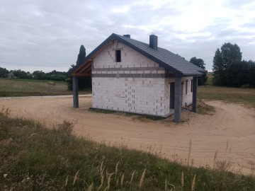 Sprzedam nowy dom nad jeziorem Gopło