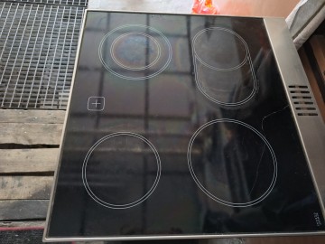 Kuchenka elektryczna z piekarnikiem Amica