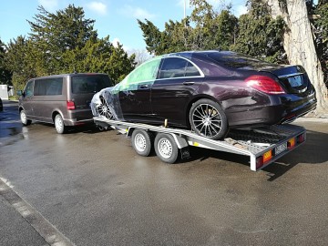 Przew&oacute;z os&oacute;b - Laweta