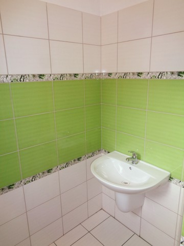 Ślesin - Lokal handlowo-usługowy