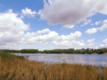 Działka z linią brzegową - Jezioro Ślesińskie