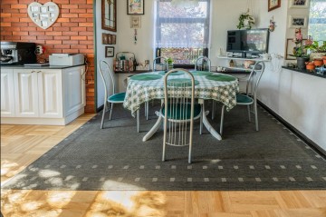 Sprzedam komfortowy dom na dużej działce 17,6ar