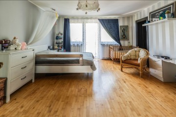 Sprzedam komfortowy dom na dużej działce 17,6ar