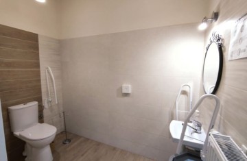 Wynajmę wolnostojący budynek biurowy z miejscami parkingowym ...