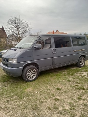 Sprzedam T4 long 9 os&oacute;b klimatyzacja po kap.remoncie silnika