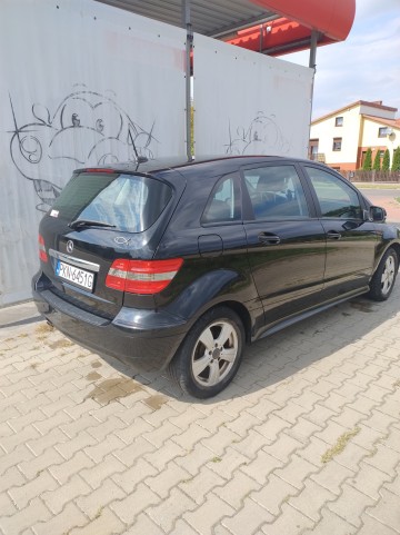 Mercedes B170