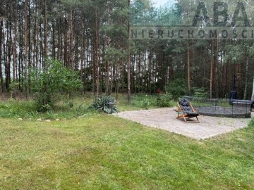 Urokliwa nieruchomość w lesie - Kamieńczyk, gm. Top&oacute;lka