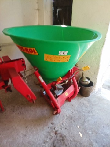 Rozsiewacz nawozu Grass-Rol N056