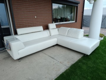 Sprzedam narożnik ze sk&oacute;ry